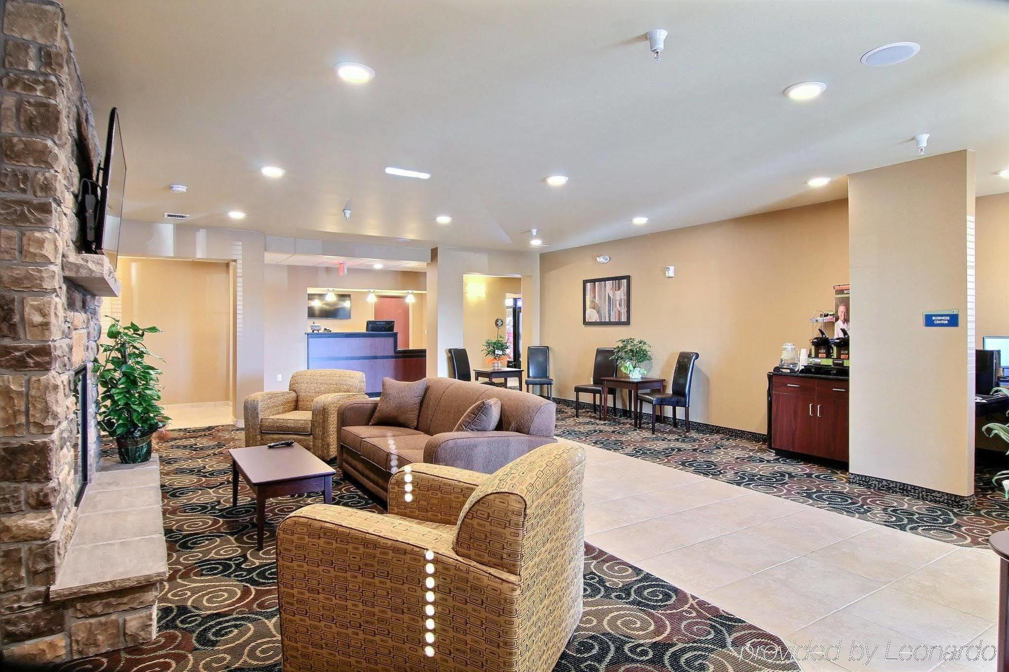 Cobblestone Hotel & Suites - Beulah Exterior photo